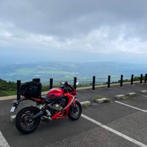 「鳥海山ブルーライン 鉾立登山口駐車場」の絶景with CBR650R③