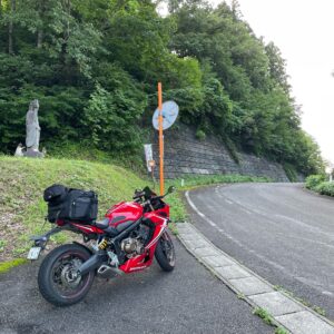 六十里越街道 十王峠にてwith CBR650R②