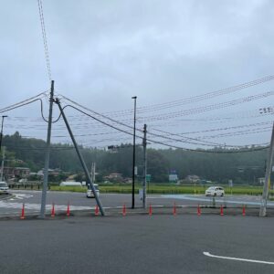 R294沿いの天栄村にあるガソリンスタンドからの怪しい空模様