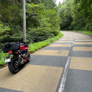 茨城でよく見かけるロード模様with CBR650R