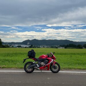 広域農道コスモスラインを走る CBR650R②