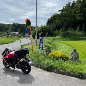 春の伸びやかな福島の農道「田村広域農道」を走るCBR650R⑤