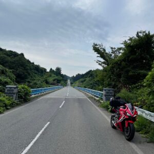 男鹿半島の真ん中を走るなまはげラインにてwith CBR650R
