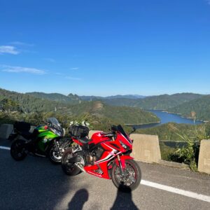 R252/六十里越峠にてwith CBR650R & ninja650②