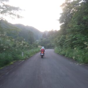 道光高原緑地公園へ坂を登る②