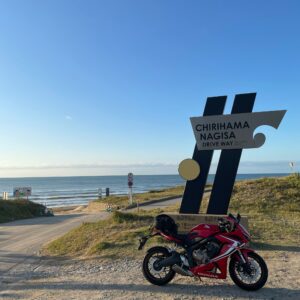 千里浜なぎさドライブウェイ今浜口にてwith CBR650R