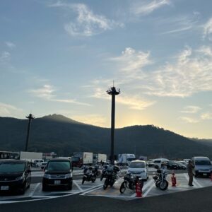 日の出を拝んだ佐野SAにて