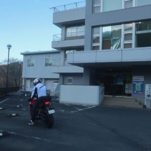 下久保ダム管理所でトイレ休憩