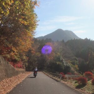 奥久慈パノラマラインから男体山を眺める