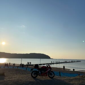 原岡桟橋(岡本桟橋)にてwith CBR650R