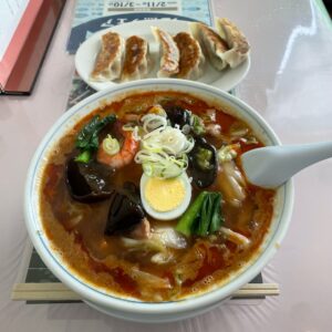 北茨城のラーメン光華の五目坦々麺と餃子