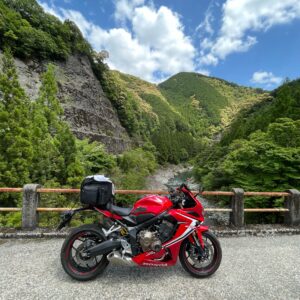 和歌山r43「那智勝浦古座川線」の新緑あふれるロード風景with CBR650R