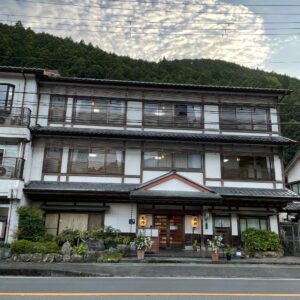 龍神温泉の端にある丸井旅館にて