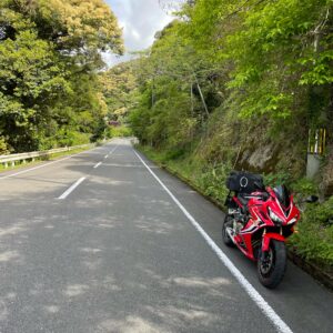 新緑の和歌山r198を走るwith CBR650R