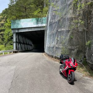 R425(R168〜池原ダム区間)を走るwith CBR650R
