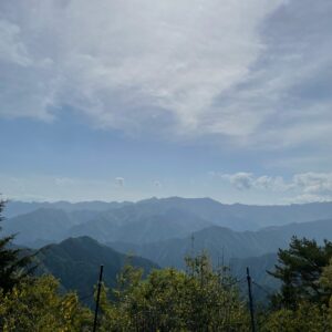 林道橡谷西ノ谷線の名もなき展望台からの絶景