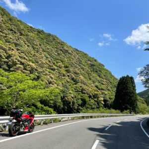 和歌山r43「那智勝浦古座川線」の新緑あふれるロード風景with CBR650R③