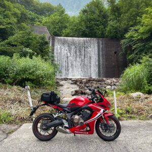 樹海ライン／r352の奥只見湖沿いで見つけたプチ砂防ダムwith CBR650R