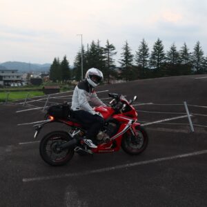 十日町のアートスポットにてwith CBR650R②