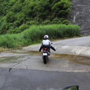 樹海ライン／r352の奥只見湖沿いの洗い越しを楽しく走るchizuo②