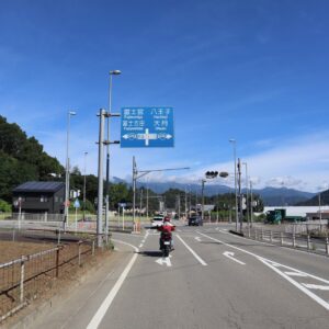 裏道志r35で都留バイパスを越える