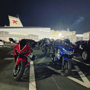 東京九州フェリー横須賀港で出稿を待つCBR650R