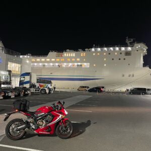 東京九州フェリー「ソレイユ」号とCBR650R@新門司港