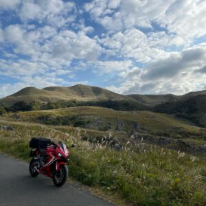 平尾台カルストを走るwith CBR650R