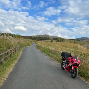 平尾台カルストを走るwith CBR650R