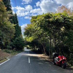 メイプルファームロード耶馬を走るwith CBR650R