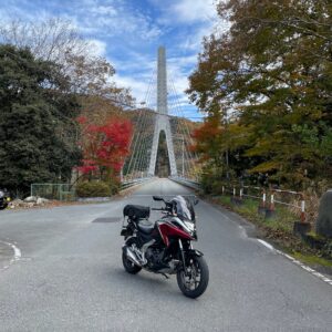 西秩父桃湖に架かる合角漣大橋にてwith NC750X