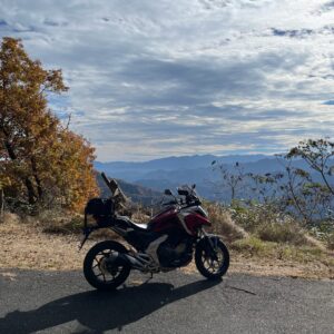 紅葉の林道西秩父線を走るwith NC750X