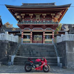 大杉神社(あんばさま総本宮)にてwith CBR650R