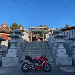 大杉神社(あんばさま総本宮)にてwith CBR650R
