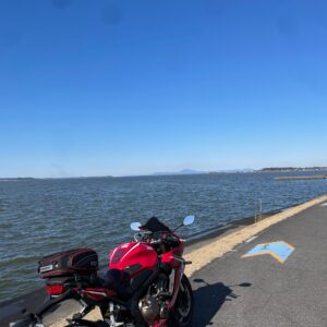 真冬の霞ヶ浦で筑波山を仰ぎ見るwith CBR650R
