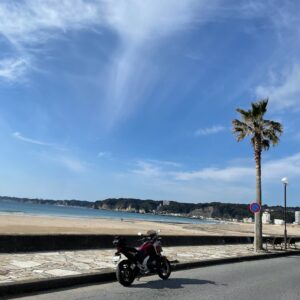 月の沙漠通りにてwith NC750X