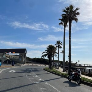 月の沙漠通りにてwith NC750X