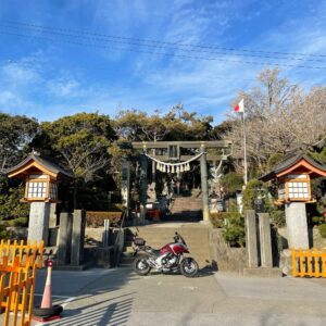 鶴峰八幡宮にてwith NC750X